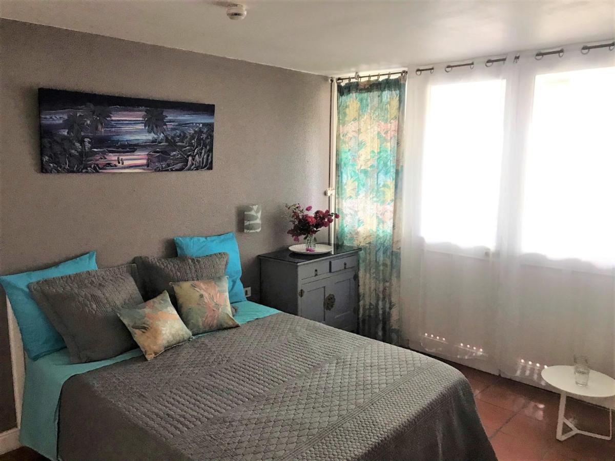 Studio Mojito Vue Mer,Piscine Avec Cuve Eau Et Acces Plage Et Piscine Anse Des Rochers Saint-Francois  Exterior foto
