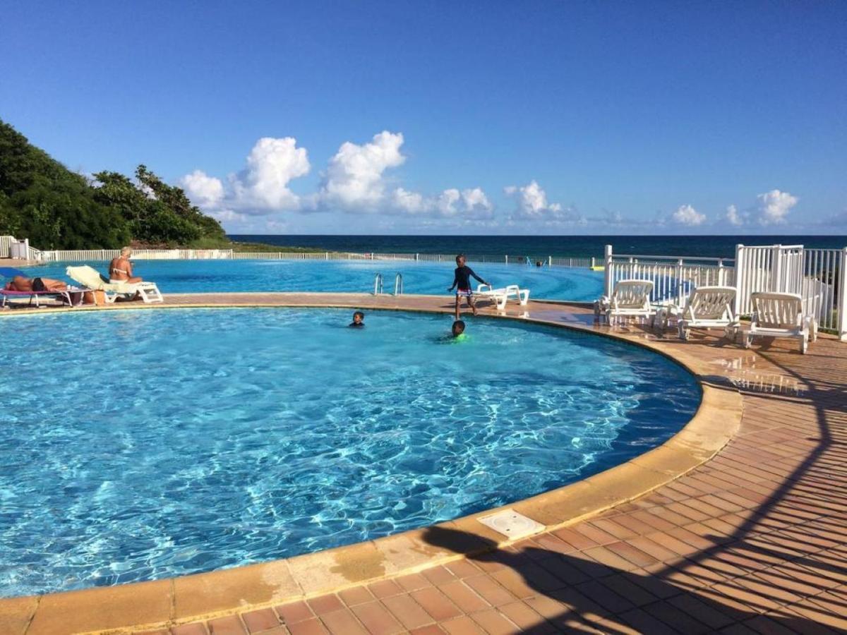 Studio Mojito Vue Mer,Piscine Avec Cuve Eau Et Acces Plage Et Piscine Anse Des Rochers Saint-Francois  Exterior foto