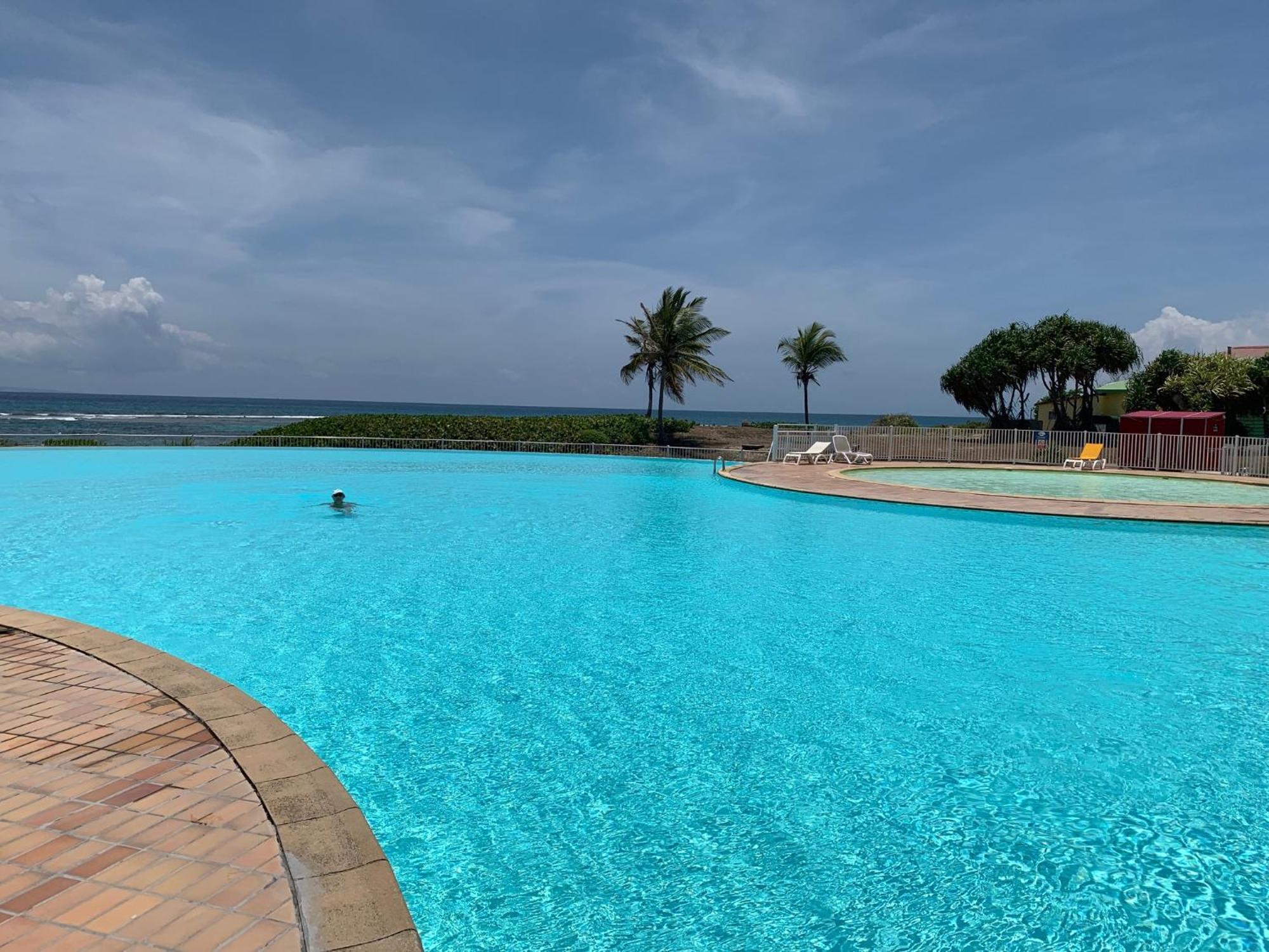 Studio Mojito Vue Mer,Piscine Avec Cuve Eau Et Acces Plage Et Piscine Anse Des Rochers Saint-Francois  Exterior foto